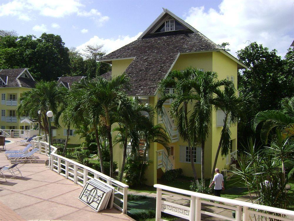 Condos At The Ridge Ocho Rios Exterior photo
