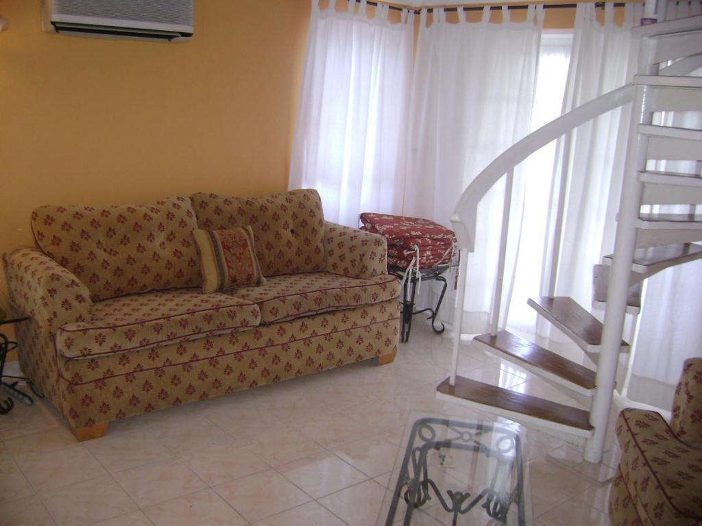 Condos At The Ridge Ocho Rios Exterior photo