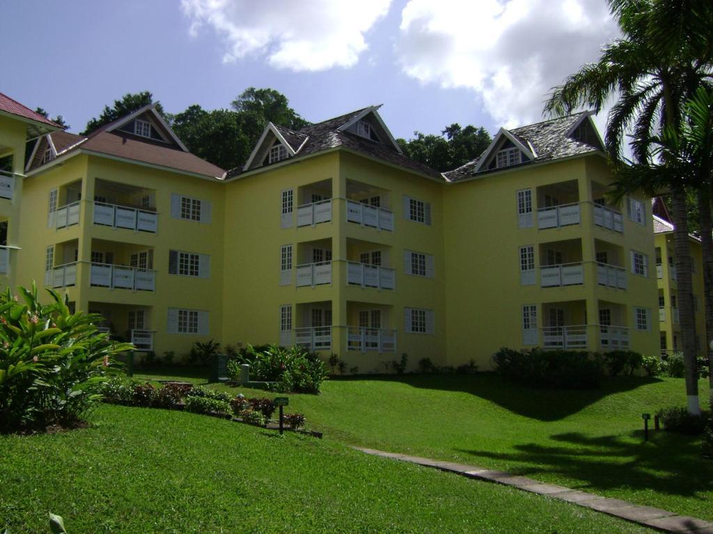Condos At The Ridge Ocho Rios Exterior photo