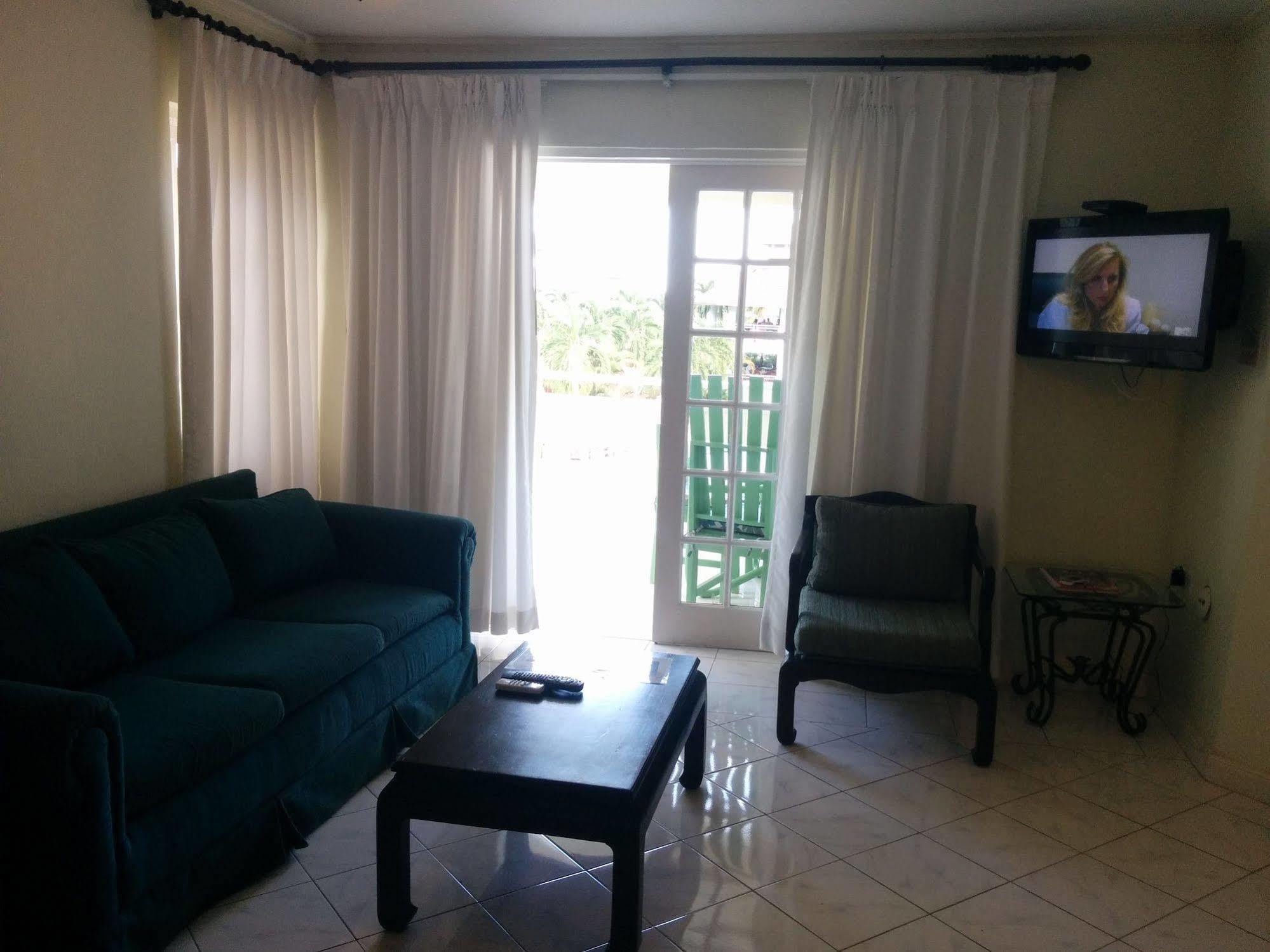 Condos At The Ridge Ocho Rios Exterior photo