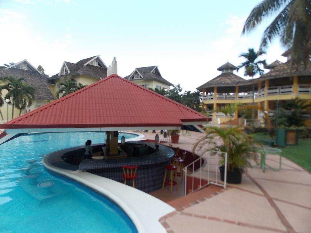 Condos At The Ridge Ocho Rios Exterior photo