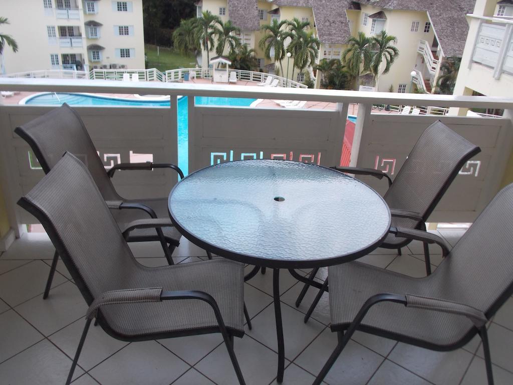 Condos At The Ridge Ocho Rios Room photo